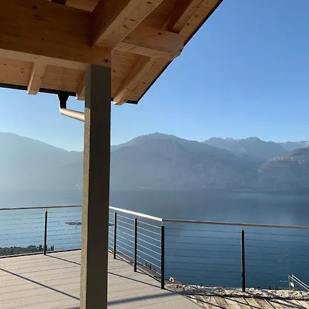 Sopralago Ein Ferienhaus Mit Grandiosem Weitblick Von Norden Bis Sueden Des Gardasees Holiday home
