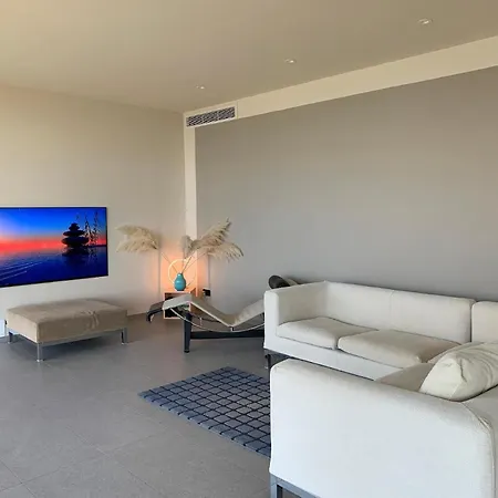Sopralago Ein Ferienhaus Mit Grandiosem Weitblick Von Norden Bis Sueden Des Gardasees Holiday home *